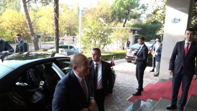 Bakan Çavuşoğlu, Arnavutluk Dışişleri Bakanı Bushati İle Görüştü