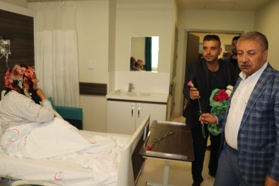 Birecik Belediye Başkanı Pınarbaşı'ndan Hastalara Ziyaret