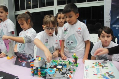 Geleceğin Kodlama Uzmanları Kocaeli'de Yetişecek