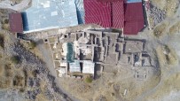 FıRAT ÜNIVERSITESI - Harput Kalesinde 20 Bin Obje Gün Yüzüne Çıkartıldı