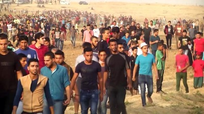 İsrail Askerleri Gazze Sınırında 77 Filistinliyi Yaraladı