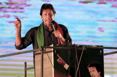 Pakistan Başbakanı Khan'ın Riyad'daki Konferansa Katılma Kararı Değişmedi