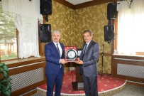 İBRAHIM AKıN - Vali İbrahim Akın Açıklaması 'Muhtarlar, Görevlerini Önemseyerek Yapıyor'