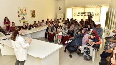 Zeytinköy'de Meme Kanseri Bilgilendirme Toplantısı