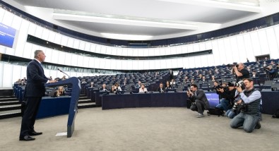 Avrupa Parlamentosu'ndan 70 Milyon Euro'luk Kesinti
