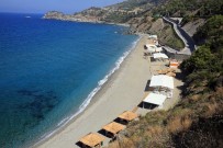 YAZ MEVSİMİ - Aysultan Kadınlar Plajı 40 Bin Kadını Ağırladı