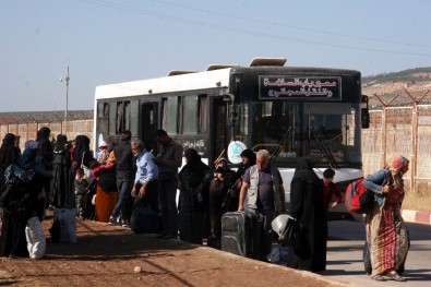 Bayram için ülkesine giden Suriyelilerden 25 bini geri döndü