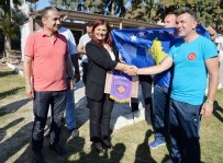 KUZEY KIBRIS - Dünya Barış Kupası Masterler Turnuvası Kuşadası'nda Yapılacak