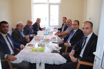 Eğirdir'de Elma Hasadı İçin Bereketli Olsun Yemeği Düzenlendi