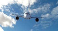 ELEKTRONİK SİGARA - Kargo Bölümünden Duman Sinyali Gelen Uçak Zorunlu İniş Yaptı