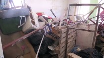 ÇÖP EV - Kırıkkale'de Bir İş Yerinden 6 Kamyon Çöp Çıktı