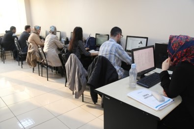 KOMEK'ten Pardus Eğitimi