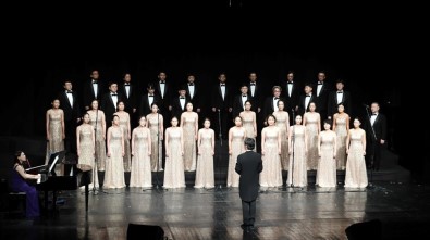 Koreli Cheonju Şehir Korosu, Kocaeli'den Tam Not Aldı