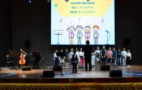 NİHAT ÇİFTÇİ - Şanlıurfa Çocuk Korosu İlk Gösterimini Yaptı