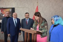 GANİRE PAŞAYEVA - Azerbaycan Milletvekili Paşayeva Açıklaması 'Güçlü Olmak İçin Birlik Olmalıyız'