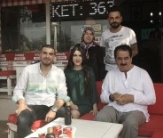 BITEZ - Tatlıses hayranlarına çiğköfte dağıttı