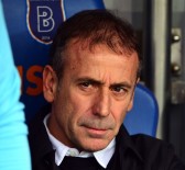 ABDULLAH AVCı - 'Ligin En Yaşlı Takımı Olmamıza Rağmen...'