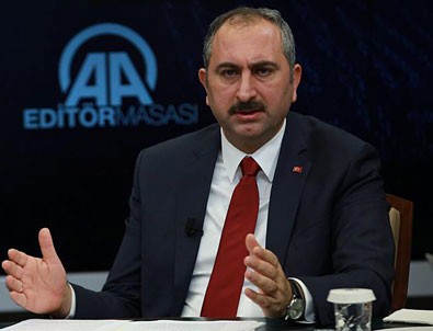 Adalet Bakanı Gül: Darbe girişimine yönelik 209 dava tamamlandı