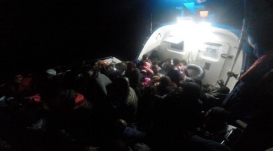Ege'de 44 Kaçak Göçmen Yakalandı