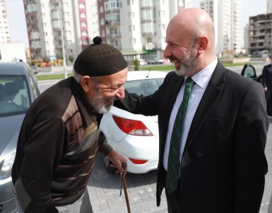 Yeni Parklarıyla Kocasinan'ın Çehresi Değişiyor