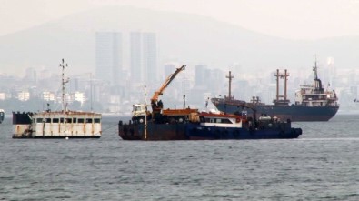 Batan Gemi Sökülerek Parçalandı