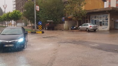 Gaziantep'te Sağanak Yağış Etkili Oldu