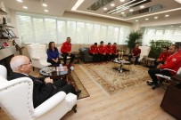 Gülen Gözler Kupalarıyla Yenimahalle'de