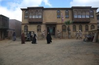 AŞIRET - Mehmetçik Kutlu Zafer'in Platosu Hollywood'u Aratmıyor