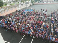 OKUL KIYAFETİ - Trabzon'da Bir Okulda Maç Günü