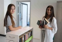 KARABAĞ - Bayraklı Belediyesi'nde Ayaklı Kütüphane