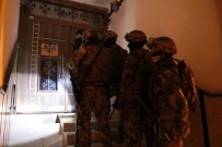 İstanbul'da Şafak Vakti Narkotik Operasyonu Açıklaması 40 Gözaltı