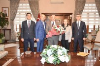 KURULUŞ YILDÖNÜMÜ - PTT'nin Çalışmalarını Vali Güvençer'e Anlattılar