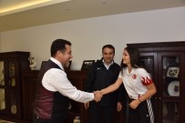 TEKVANDO - Başarılı Sporculardan Başkan Bakıcı'ya Ziyaret