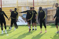 MALATYASPOR - Erol Bulut'tan Futbolculara 'Kendinize Gelin' Uyarısı