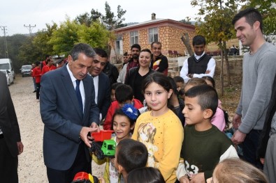 Gölcük'ten Adıyaman'a Uzanan Gönül Köprüsü