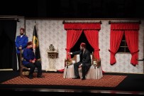 TİYATRO OYUNU - Konya Şehir Tiyatrosu Perdelerini Sultan Abdülhamit'le Açtı