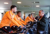 METİN OKTAY - Antrenmanda Eren Derdiyok Yoktu