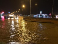 Nusaybin'de Sağanak Yağış Hayatı Olumsuz Etkiledi