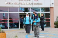 SAĞLIĞI MERKEZİ - Park Bahçeler İşçilerinden Örnek Davranış