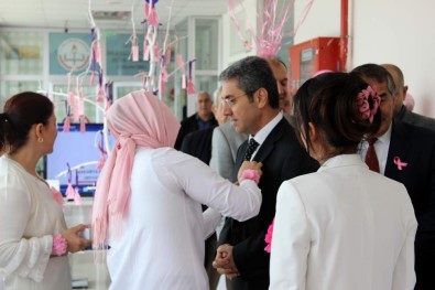 Arifiye'de 'Meme Kanseri' İçin Farkındalık Etkinliği