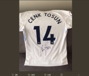YILDIZ FUTBOLCU - Cenk Tosun'dan mest eden hareket