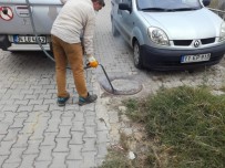 ŞEYH EDEBALI - Bilecik Belediyesinden Rögarlarda Kış İlaçlaması