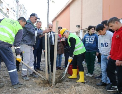 'Çevreci Başkan'dan Örnek Davranış