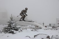 ERCIYES - Erciyes'te Kar Kalınlığı 15 Santimetreyi Buldu