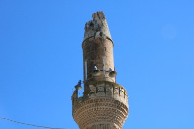 Gaziantep'te Minareye Yıldırım Düştü