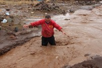 Güroymak'ta Aşırı Yağışlar Sele Neden Oldu