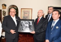 ARA GÜLER - Kılıçdaroğlu'ndan Ara Güler'in Ailesine Taziye Ziyareti