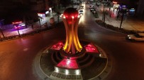 TÜRK BİRLİĞİ - Kızılelma Anıtı Salihli'ye Çok Yakıştı