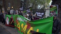 Londra'da Kaşıkçı Protestosu