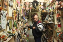 ESKİ OYUNCAK - Hatay'da Bu Eve Giren Gözlerine İnanamıyor